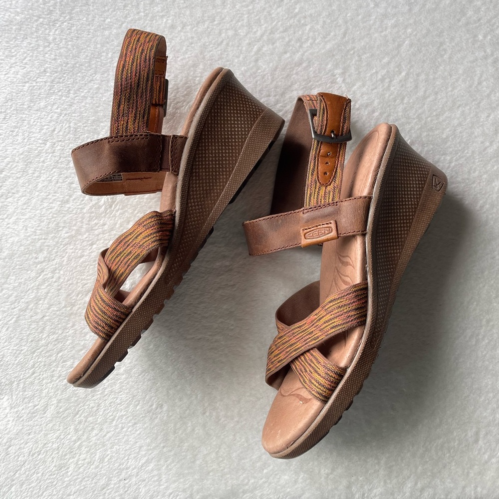 Keen Wedge Sandals Tan Size 7 - Picture 4 of 11